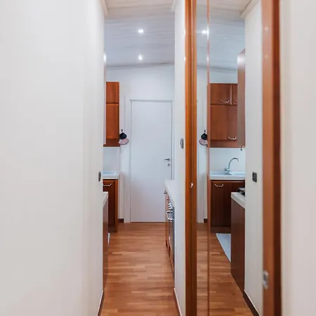 Apartment La Fiorente *